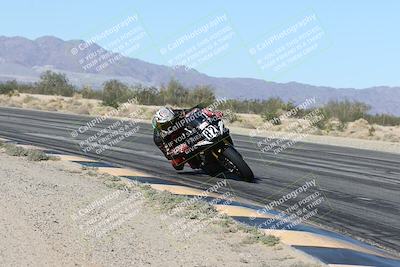 media/Dec-04-2025-Racers Edge (Thu) [[5ebc9f124d]]/2-A Group/1-Session 2 (Turn 7 Inside)/